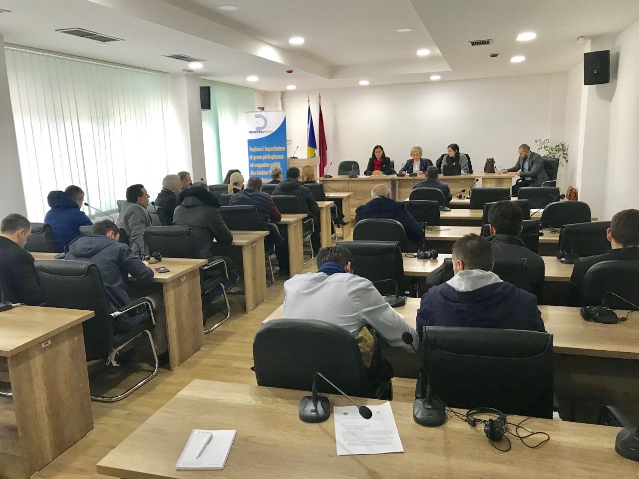 Qytetarët e Fushë Kosovës bashkëbiseduan me përfaqësueset e tyre në kuvend komunal