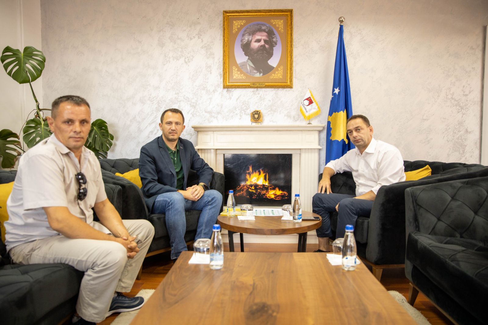 Democracy Plus meets with the Mayor of Skenderaj Fadil Nura to discuss the fulfillment of election commitments