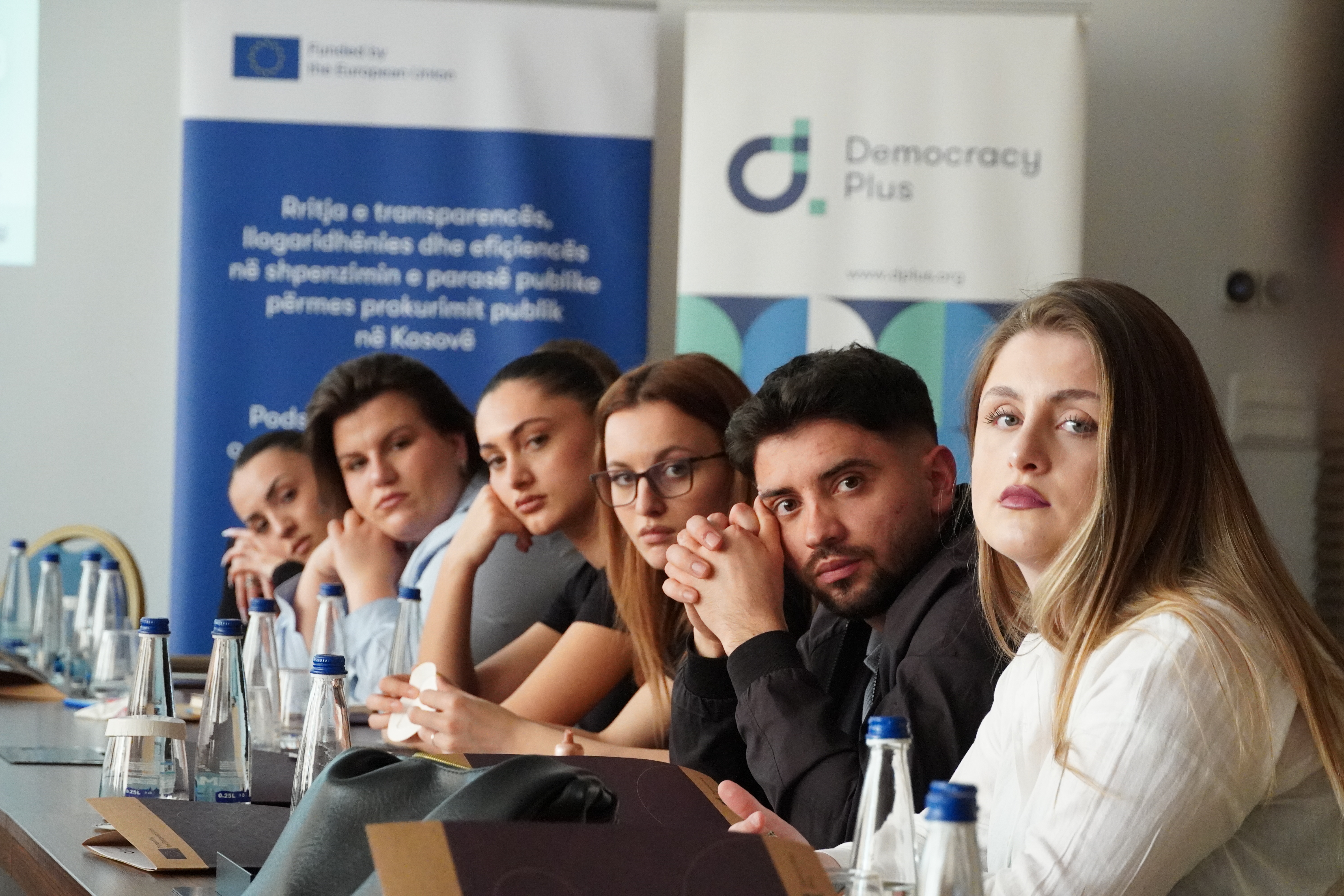 Mbahet trajnim dyditor për monitorimin e prokurimit publik me studentë të gazetarisë